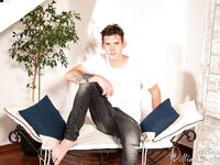 EROTIC SOLO (21.07.2022) - Simon Mufflon - WilliamHiggins, WH - WilliamHiggins