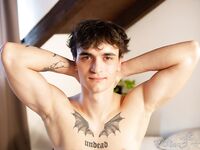 HELPING HAND (21.08) - Bertold Kuna - WilliamHiggins, WH - Masturbation