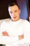 HELPING HAND (05.06) - Hugo Antonin - WilliamHiggins, WH - Duet