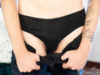 EROTIC SOLO (05.10) - Marek Manik - WilliamHiggins, WH - WilliamHiggins