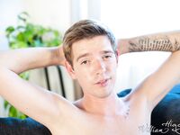 EROTIC SOLO (05.10) - Marek Manik - WilliamHiggins, WH - WilliamHiggins