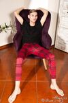 HELPING HAND (27.02) - Vasek Hollan - WilliamHiggins, WH - Oral