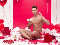 Aiden Kay Valentin - DiamondPicturesMen - Cumshots