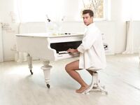 Aiden Kay Wedding - DiamondPicturesMen - Solo