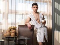 Antonio Valentini Capuccino - DiamondPicturesMen - Military