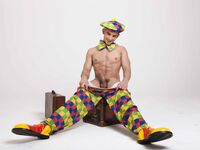 Antonio Valentini Clown - DiamondPicturesMen - Posing