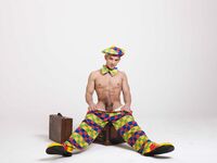Antonio Valentini Clown - DiamondPicturesMen - Posing