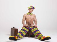 Antonio Valentini Clown - DiamondPicturesMen - Posing