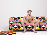 Antonio Valentini Clown - DiamondPicturesMen - Posing