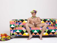 Antonio Valentini Clown - DiamondPicturesMen - Posing