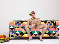 Antonio Valentini Clown - DiamondPicturesMen - Posing