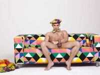 Antonio Valentini Clown - DiamondPicturesMen - Posing