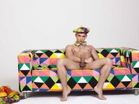 Antonio Valentini Clown - DiamondPicturesMen - Posing