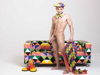 Antonio Valentini Clown - DiamondPicturesMen - Posing