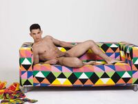 Antonio Valentini Clown - DiamondPicturesMen - Posing
