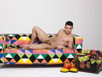 Antonio Valentini Clown - DiamondPicturesMen - Posing