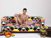 Antonio Valentini Clown - DiamondPicturesMen - Posing