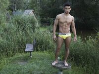 Antonio Valentini Ddx Outside - DiamondPicturesMen - Muscle