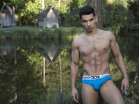 Antonio Valentini Ddx Outside - DiamondPicturesMen - Muscle