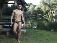 Antonio Valentini Ddx Outside - DiamondPicturesMen - Muscle