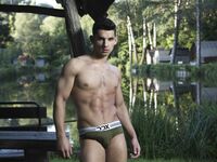 Antonio Valentini Ddx Outside - DiamondPicturesMen - Muscle