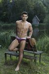 Antonio Valentini Ddx Outside - DiamondPicturesMen - Muscle