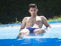 Antonio Valentini Tropical - DiamondPicturesMen - Posing