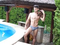 Antonio Valentini Tropical - DiamondPicturesMen - Posing
