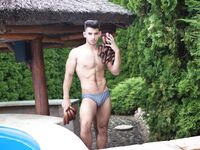 Antonio Valentini Tropical - DiamondPicturesMen - Posing