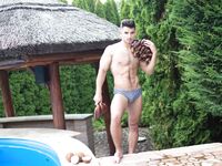 Antonio Valentini Tropical - DiamondPicturesMen - Posing