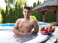 Antonio Valentini Tropical - DiamondPicturesMen - Posing