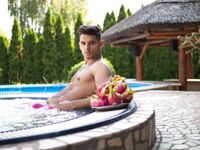 Antonio Valentini Tropical - DiamondPicturesMen - Posing