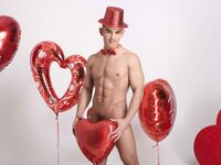 Antonio Valentini Valentin - DiamondPicturesMen - Oral