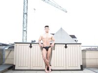 Antonio Valentini Worker - DiamondPicturesMen - Anal