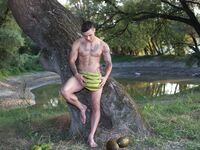 Ayo Cooper Danube2 - DiamondPicturesMen - DiamondPicturesMen