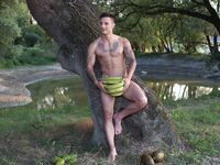 Ayo Cooper Danube2 - DiamondPicturesMen - DiamondPicturesMen