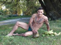 Ayo Cooper Danube2 - DiamondPicturesMen - DiamondPicturesMen