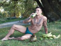 Ayo Cooper Danube2 - DiamondPicturesMen - DiamondPicturesMen