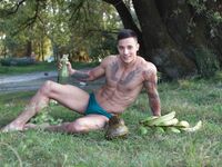 Ayo Cooper Danube2 - DiamondPicturesMen - DiamondPicturesMen