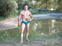 Ayo Cooper Danube2 - DiamondPicturesMen - DiamondPicturesMen