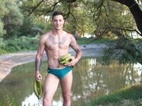Ayo Cooper Danube2 - DiamondPicturesMen - DiamondPicturesMen