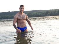 Ayo Cooper Danube2 - DiamondPicturesMen - DiamondPicturesMen