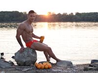 Ayo Cooper Danube2 - DiamondPicturesMen - DiamondPicturesMen