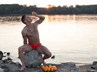 Ayo Cooper Danube2 - DiamondPicturesMen - DiamondPicturesMen