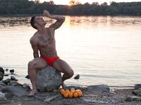 Ayo Cooper Danube2 - DiamondPicturesMen - DiamondPicturesMen