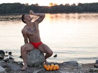 Ayo Cooper Danube2 - DiamondPicturesMen - DiamondPicturesMen
