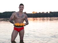 Ayo Cooper Danube2 - DiamondPicturesMen - DiamondPicturesMen