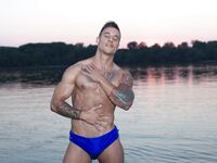Ayo Cooper Danube2 - DiamondPicturesMen - DiamondPicturesMen