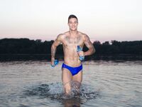 Ayo Cooper Danube2 - DiamondPicturesMen - DiamondPicturesMen