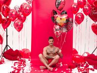 Ayo Cooper Valentin - DiamondPicturesMen - Cumshots